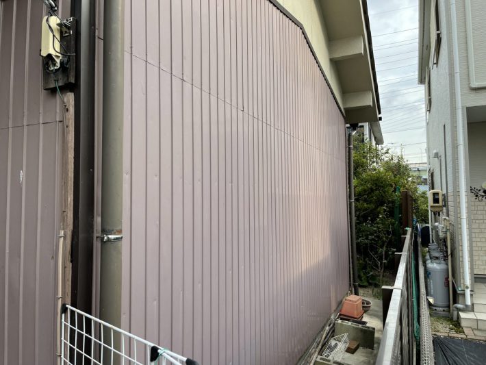 春日井市知多町　N様邸　外壁部分・折半屋根塗装工事