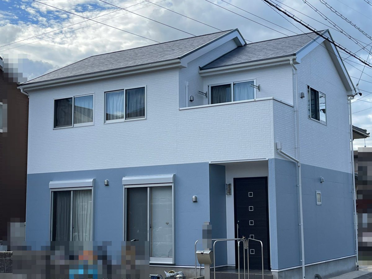 外壁・屋根塗装　ブルーグレイ×ペリウィンクルブルー　爽やかな印象のお家に✨