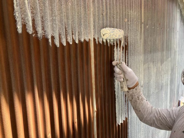 さび面浸透型プライマー
取りきれないさびを安定化させ、腐食の進行を防ぎます。