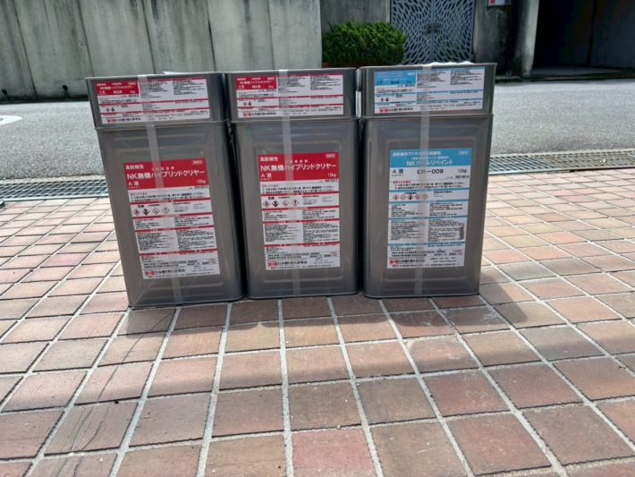 使用材料