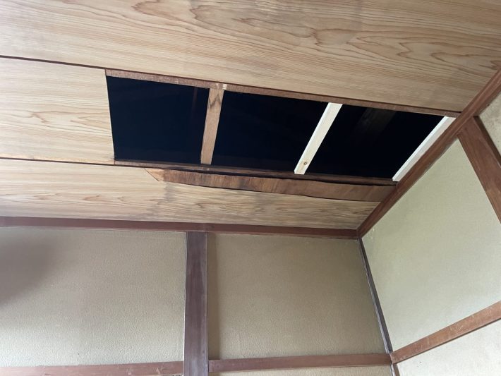 施工中
