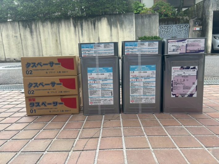 使用材料
