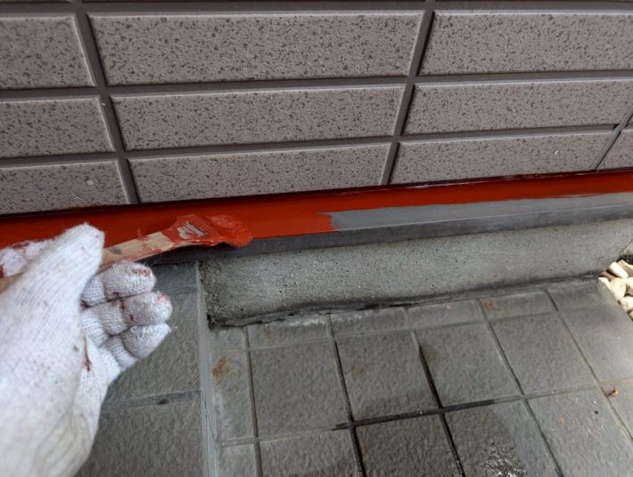 錆止め
密着性を良くし、金属の腐食を防ぐ効果があります。
