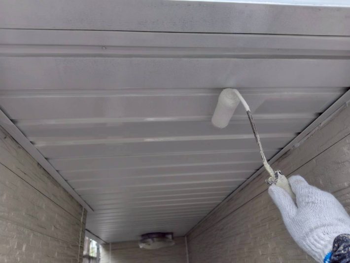 錆止め
密着性を良くし、金属の腐食を防ぐ効果があります。