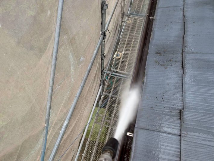 高圧洗浄
長年のゴミを洗い流し、詰まっている箇所があれば貫通させます。