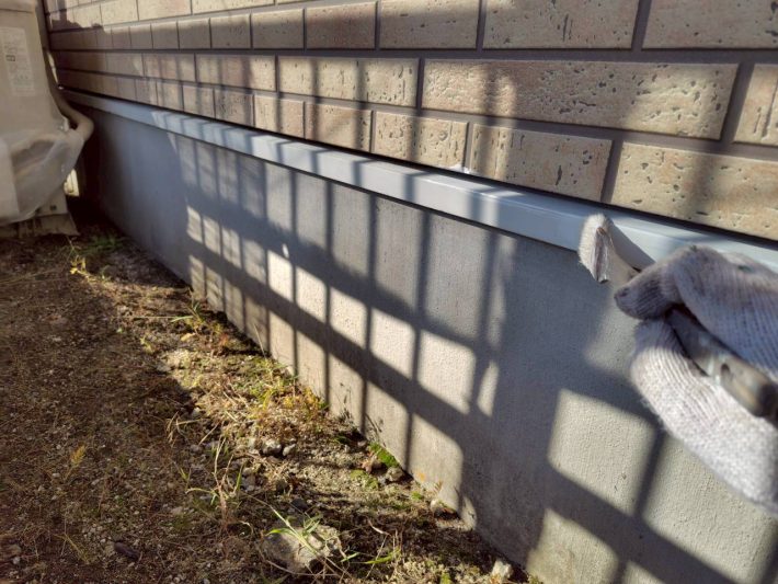 錆止め
密着性を良くし、金属の腐食を防ぐ効果があります。