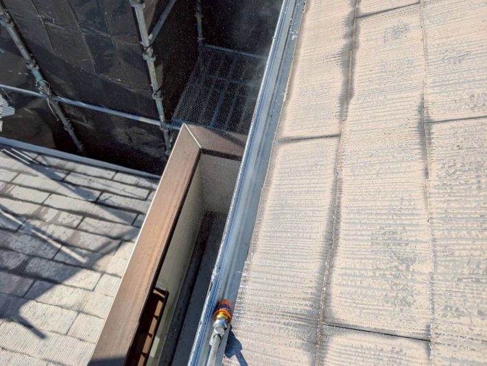 高圧洗浄
長年のゴミを洗い流し、詰まっている箇所があれば貫通させます。